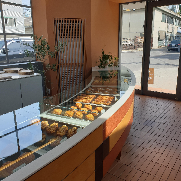 문래동 카페 폰트 문래점_베이커리 코너