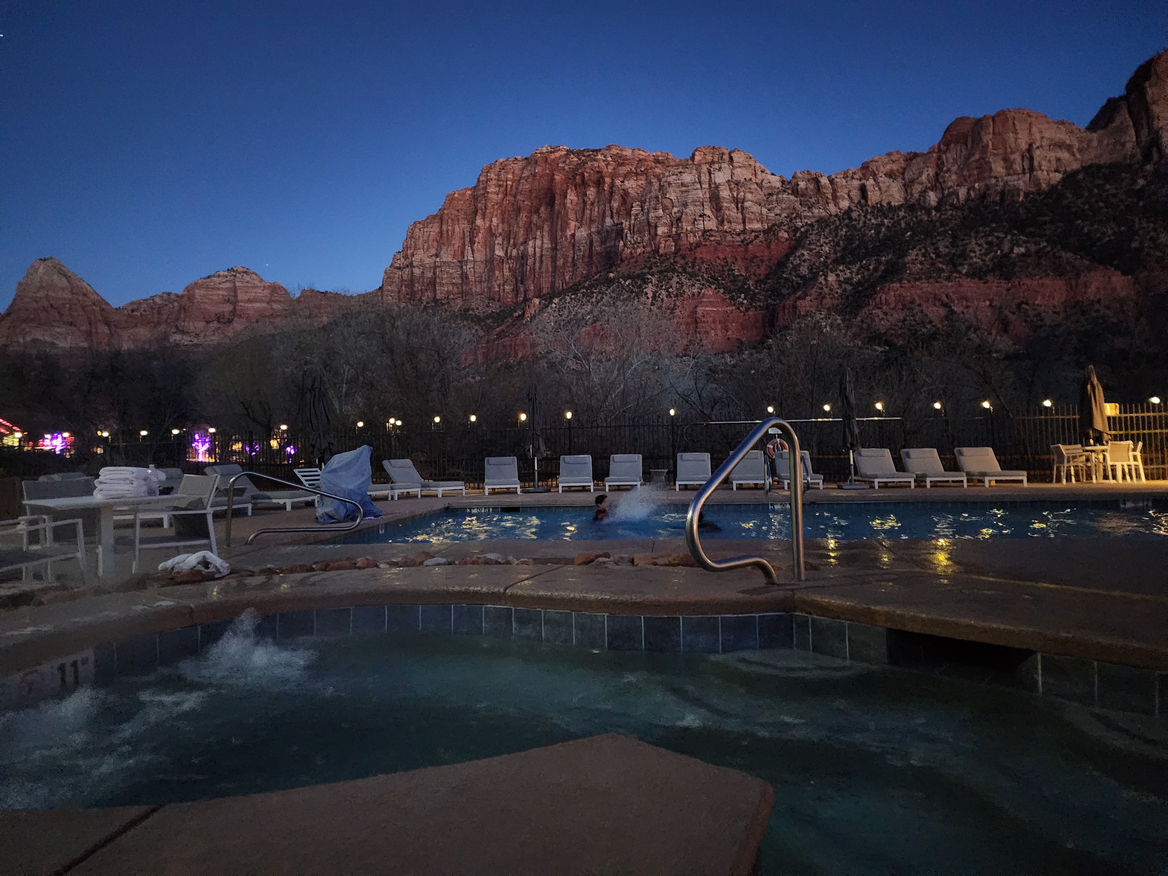 Holiday Inn Express Springdale