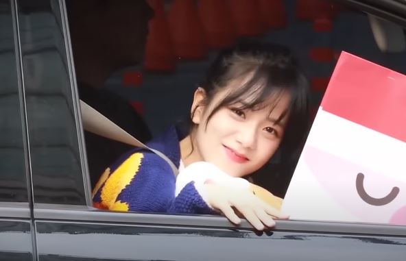 지수 웃음