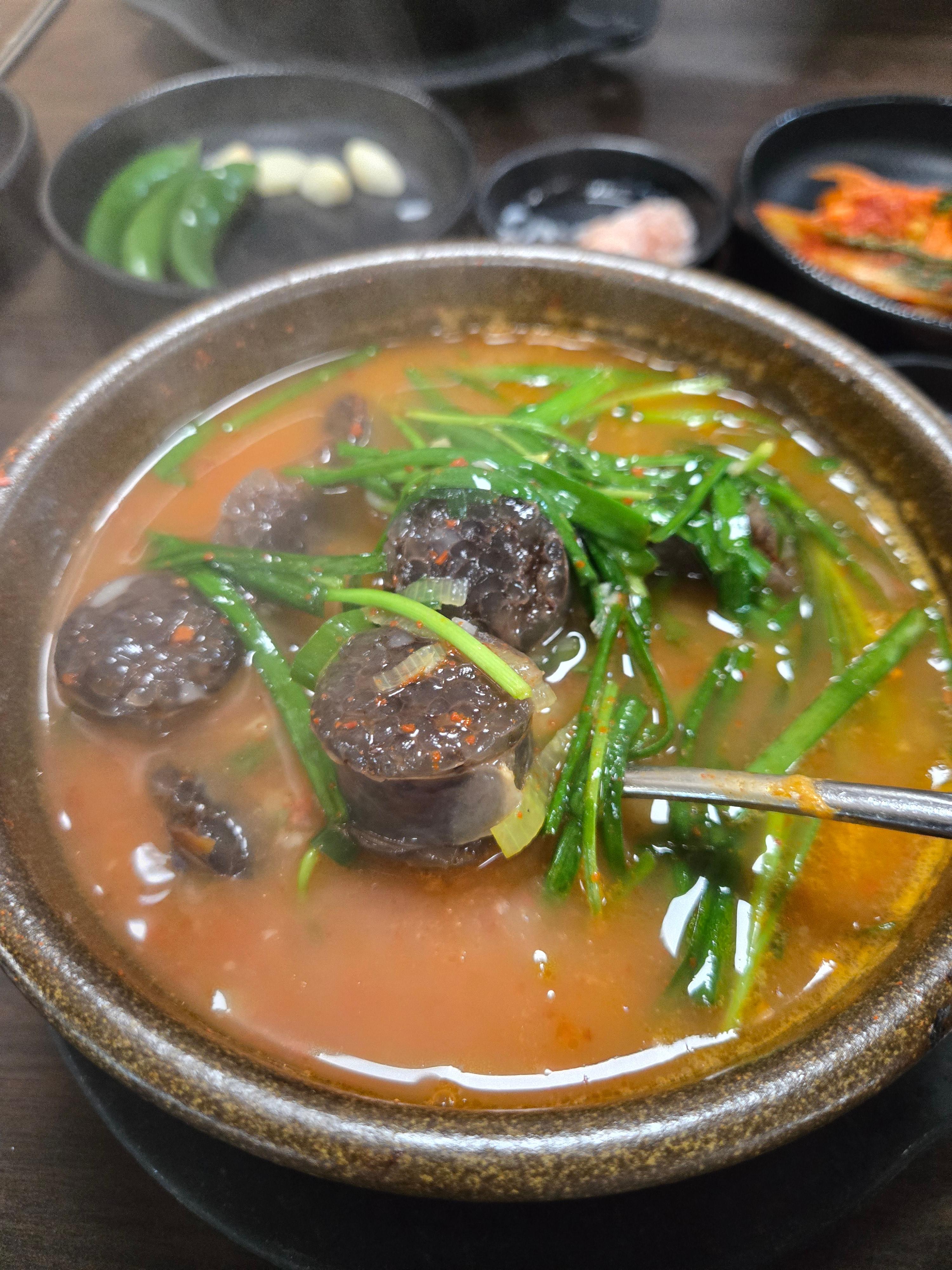 전주 남부시장 조점례 피순대 얼큰한 맛