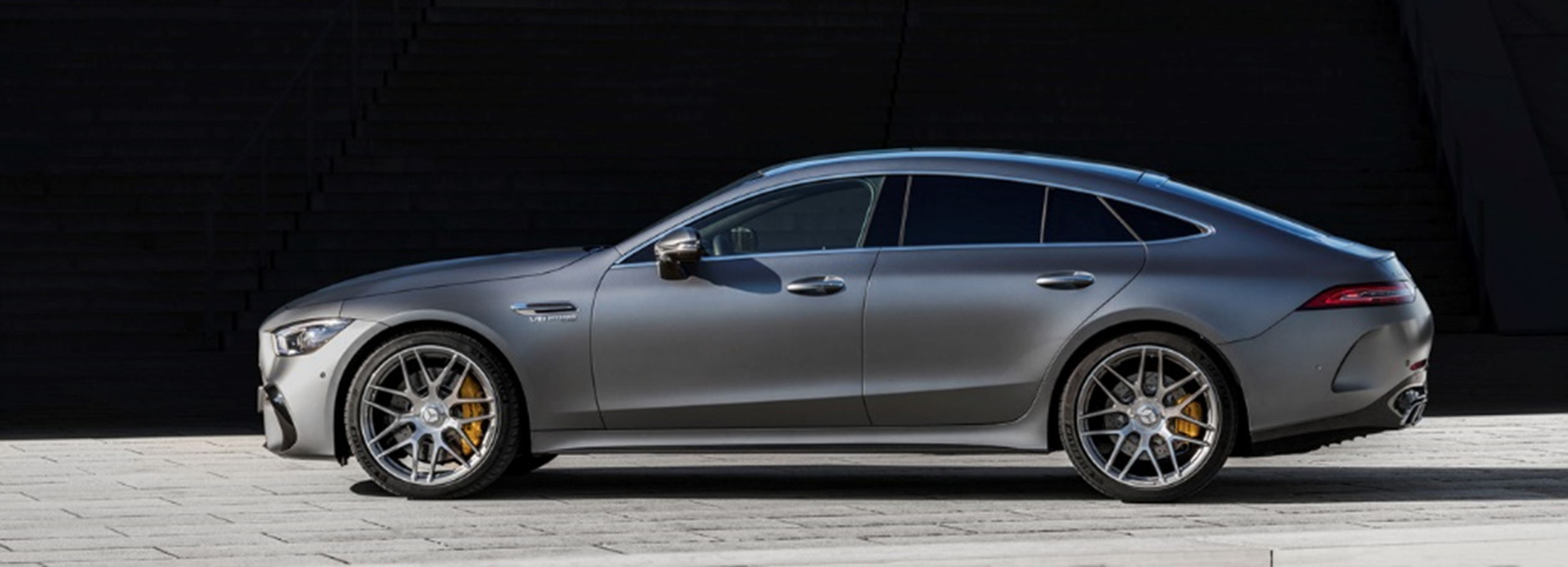 벤츠 AMG GT 43 4도어