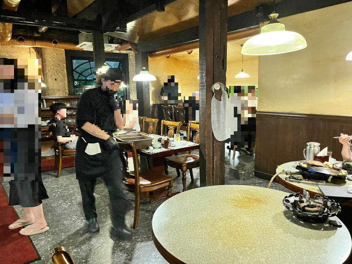 2층 좌석들의 모습