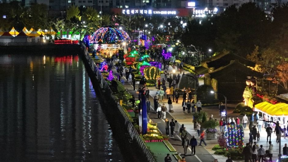 2025 제25회 마산 가고파 국화축제 ❘ 일정·장소·불꽃쇼·볼거리 완벽 가이드 관련 사진