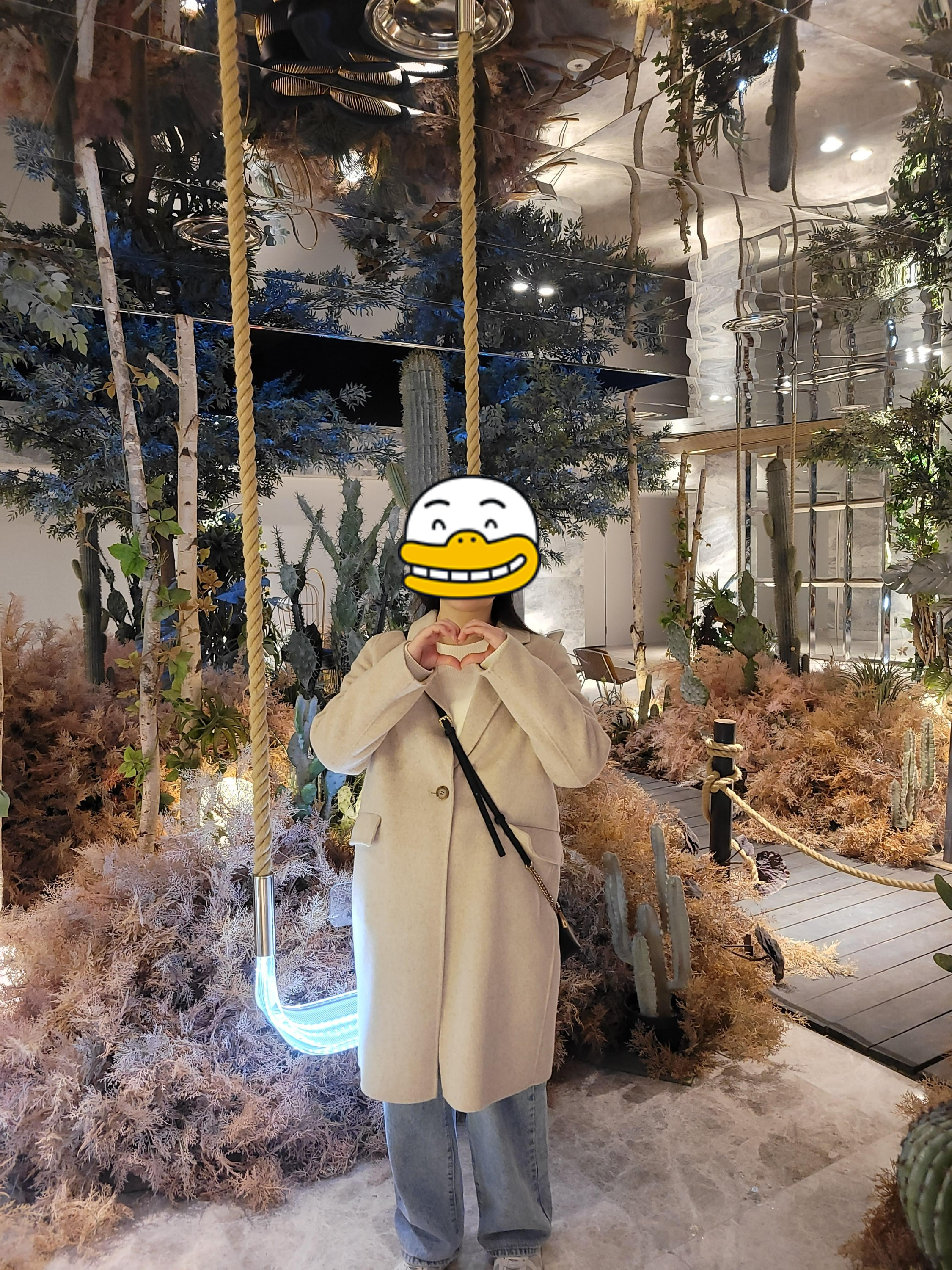 몬드리안-호텔-이태원-1층-포토존