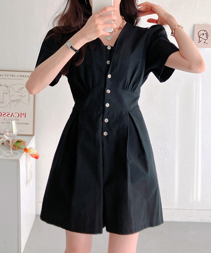 베이지크 아베크 린넨 핀턱 브이넥 반팔 반바지 점프수트