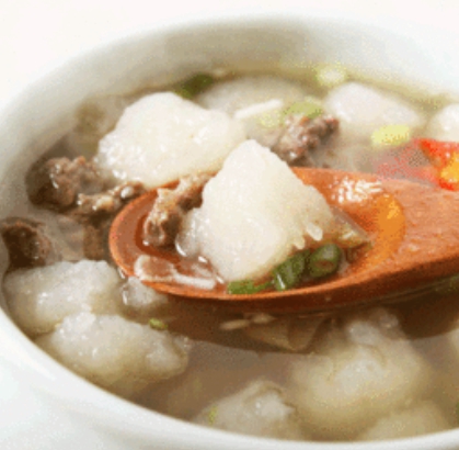 한국의 감자 요리 옹심이