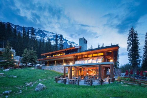 모레인 레이크 로지 (Moraine Lake Lodge)
