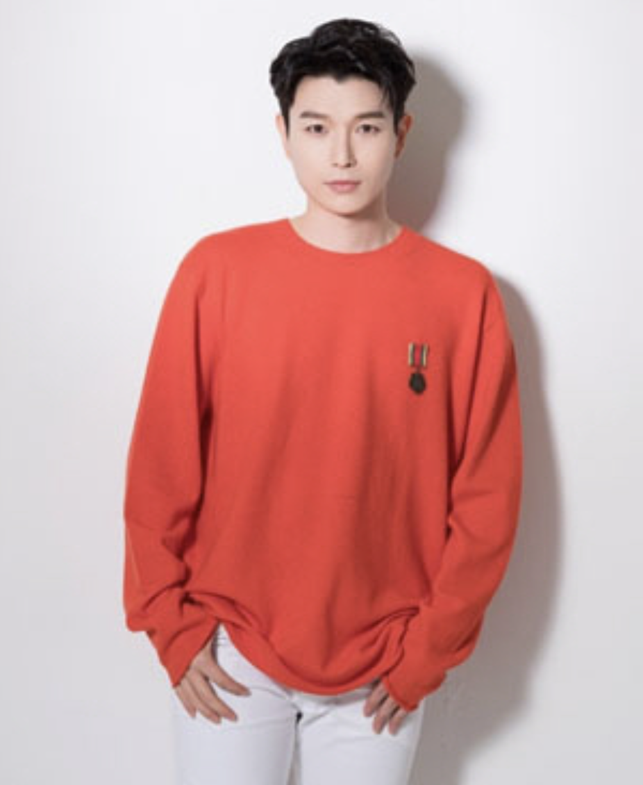 포레스텔라 배두훈