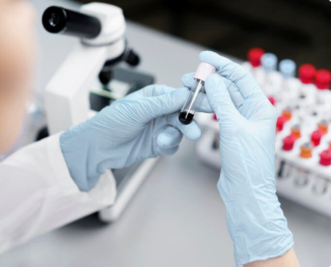 조직 검사하는 모습