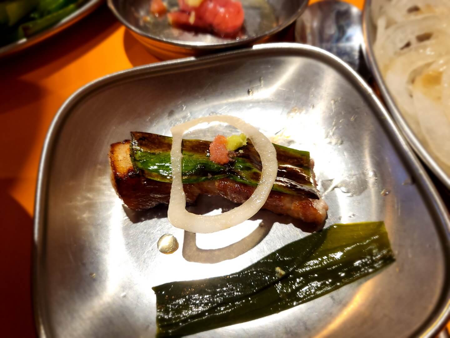 명이나물-삼겹살-양파-명란젓-고기한입