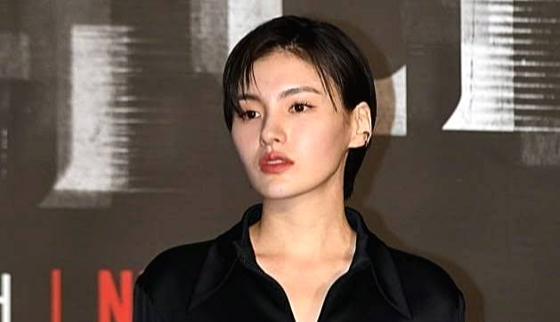 배우-김용지