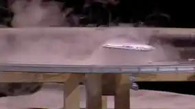 공중에 뜬 초전도체