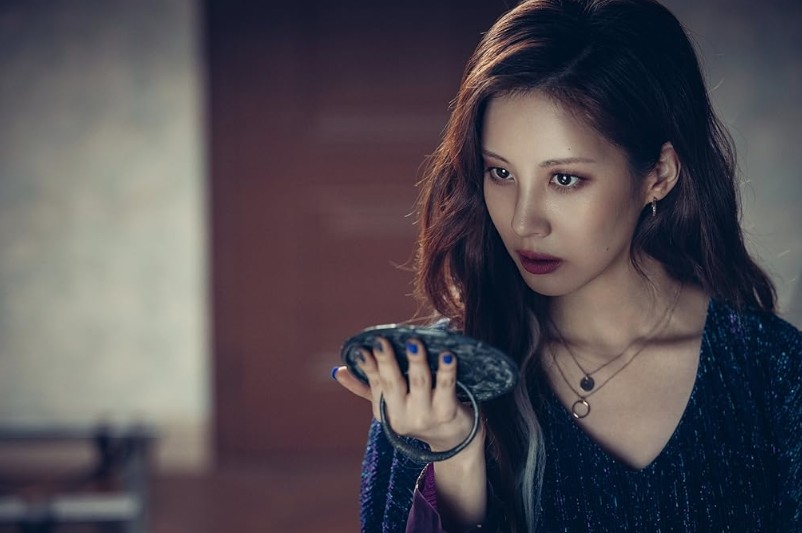 [마동석 액션영화 다시보기 추천] 거룩한 밤 데몬 헌터스 샤론 서현