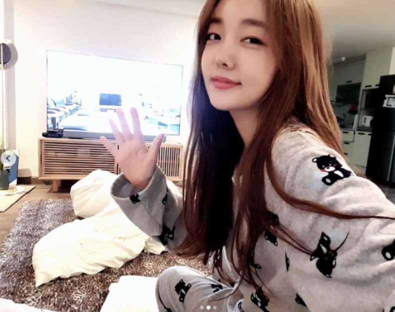 문지인 셀카