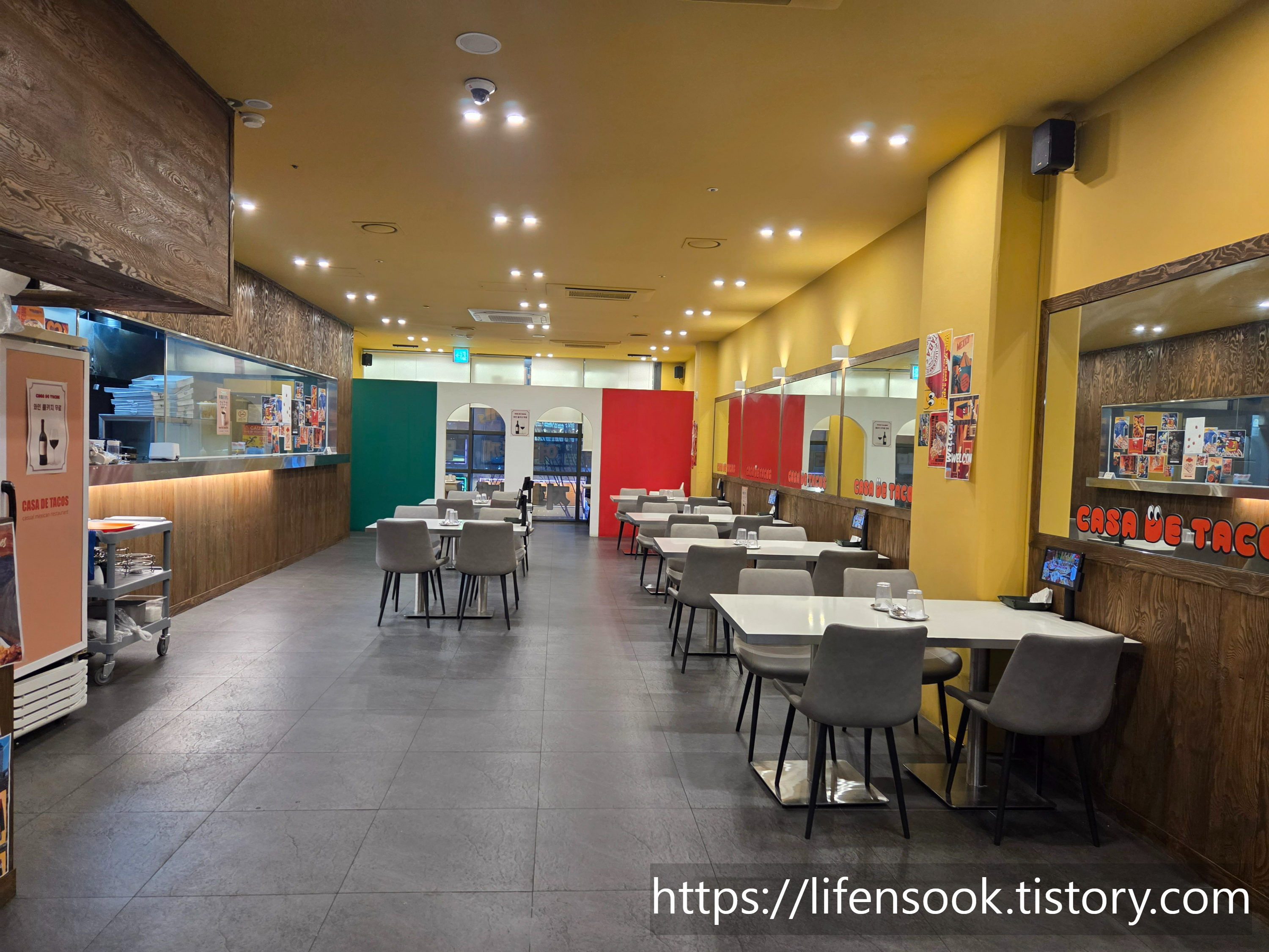 카사데타코 배곧점 내부 1
