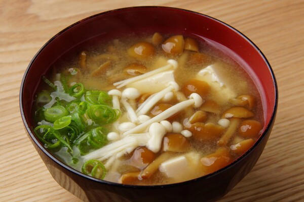 된장찌개에 마늘, 위 건강 문제