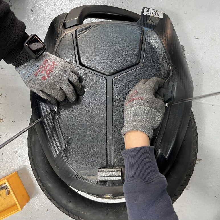 [수원 전동휠 수리: 킹송 16X AS]-KINGSONG 타이어튜브 펑크 교체, 화성 동탄 광교 용인 분당 안양 오산 안산 군포