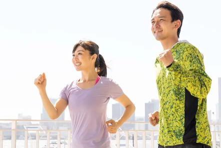 적당한 운동을 하다.