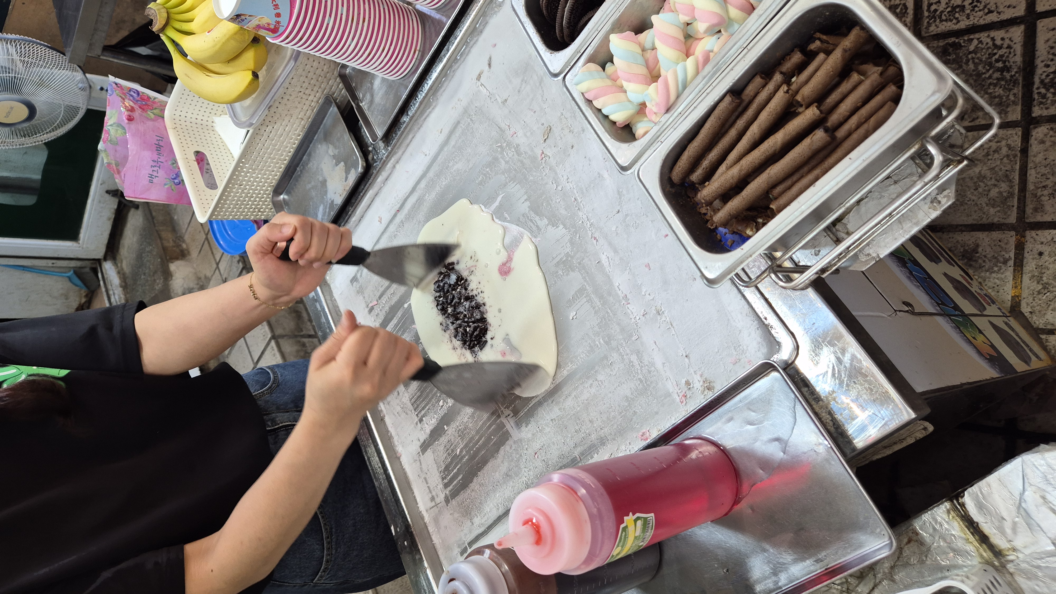 속초중앙시장 철판아이스크림 오레오맛