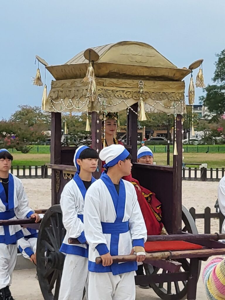 드라마 선덕여왕 퍼레이드, 선덕여왕 첨성대에 행차하다!