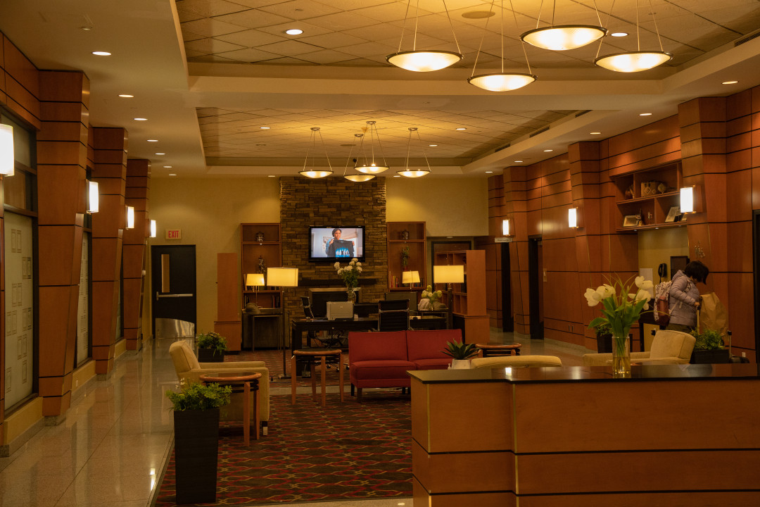 캐나다 밴쿠버 그랜드박 호텔 1층 로비