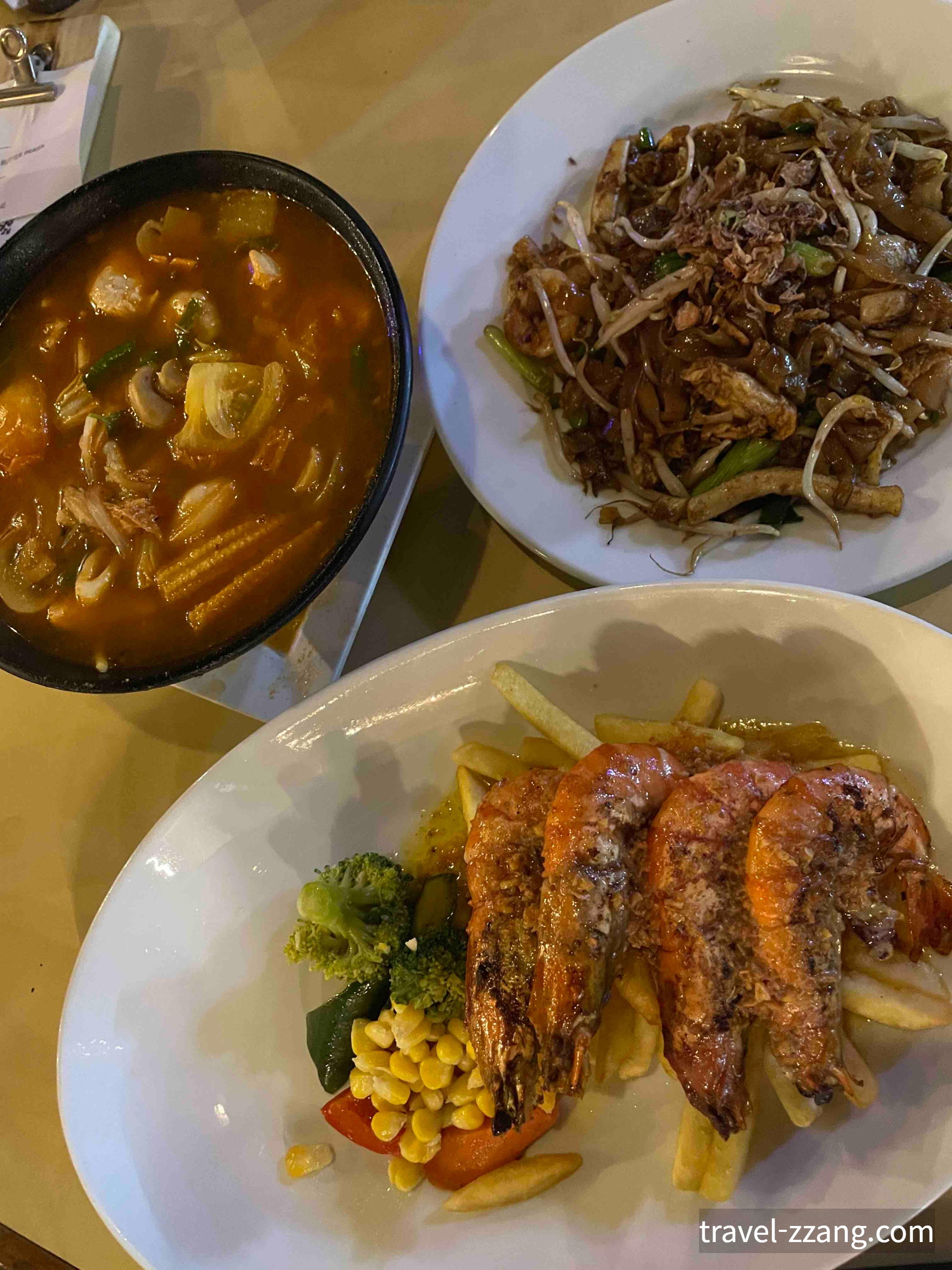 바투 페링기 해변 맛집