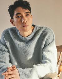 엄태구 프로필 필모그래피 수상경력 놀아주는 여자 주연