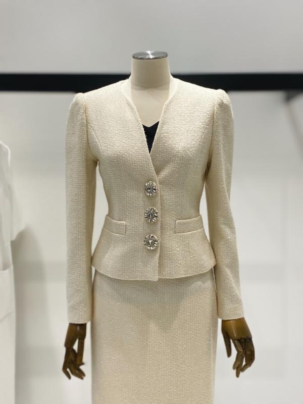 모조에스핀 버튼포인트 셋업 자켓 J223MSF110