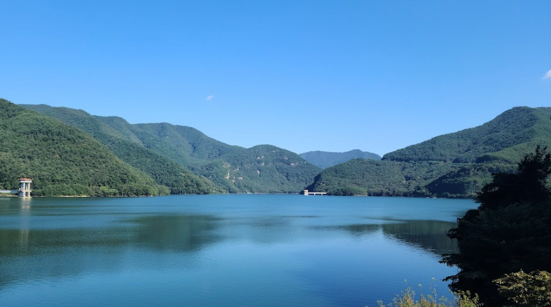 밀양댐 상류 호수사진