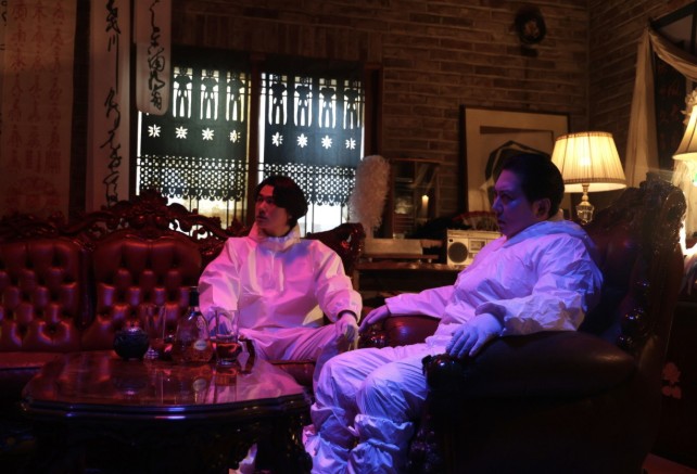 [영화 온리 갓 노우즈 에브리띵 후기/리뷰] OTT 다시보기 보는곳 - 줄거리, 결말, 재밌나요? 재미 있다 vs 재미 없다