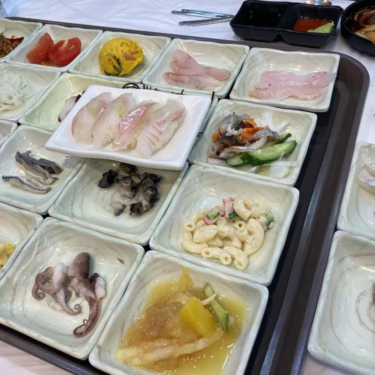 제주 협재 고등어회 '사형제횟집'