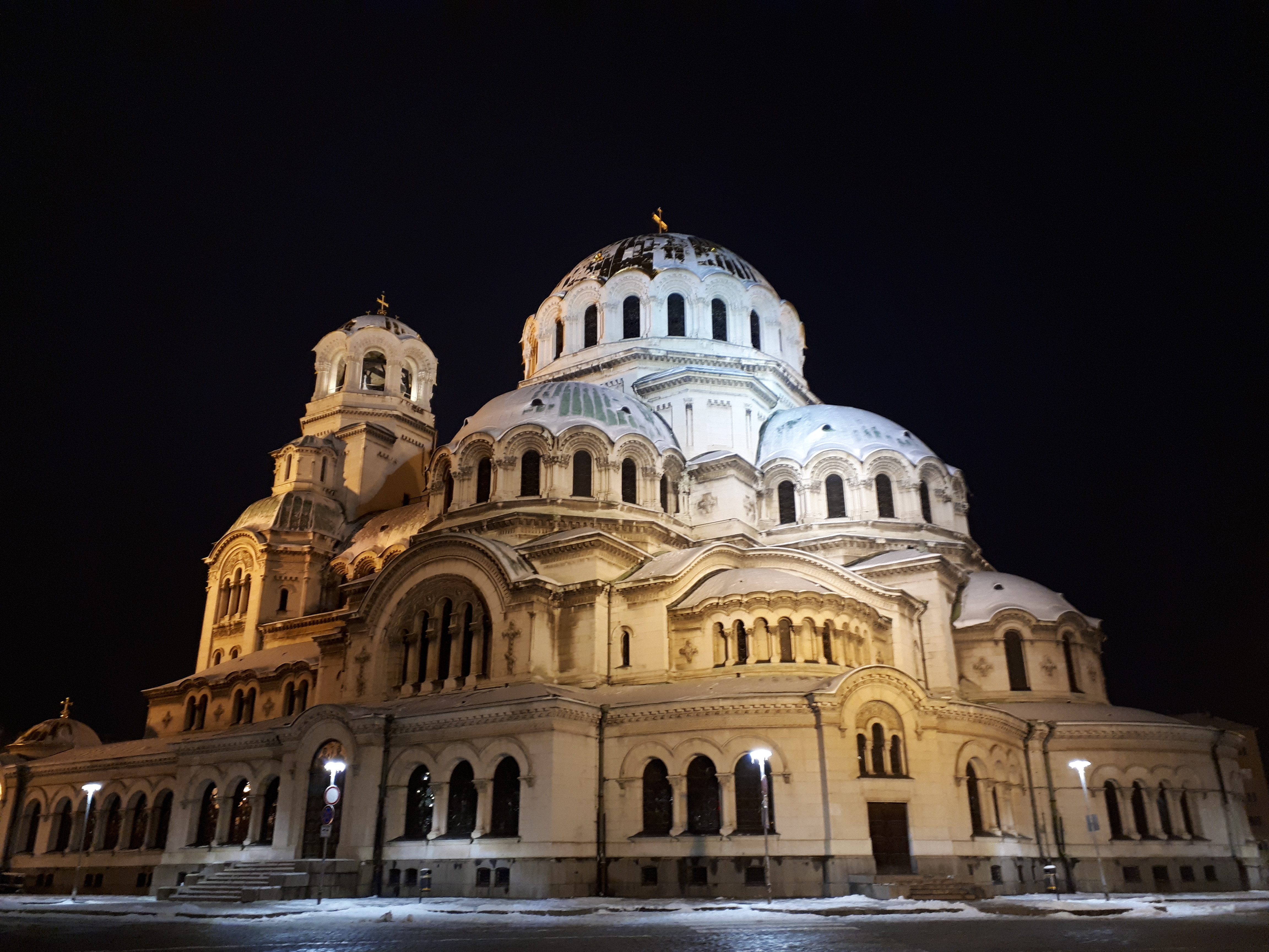 불가리아 소피아 알렉산더 네프스키 대성당에 내린 눈