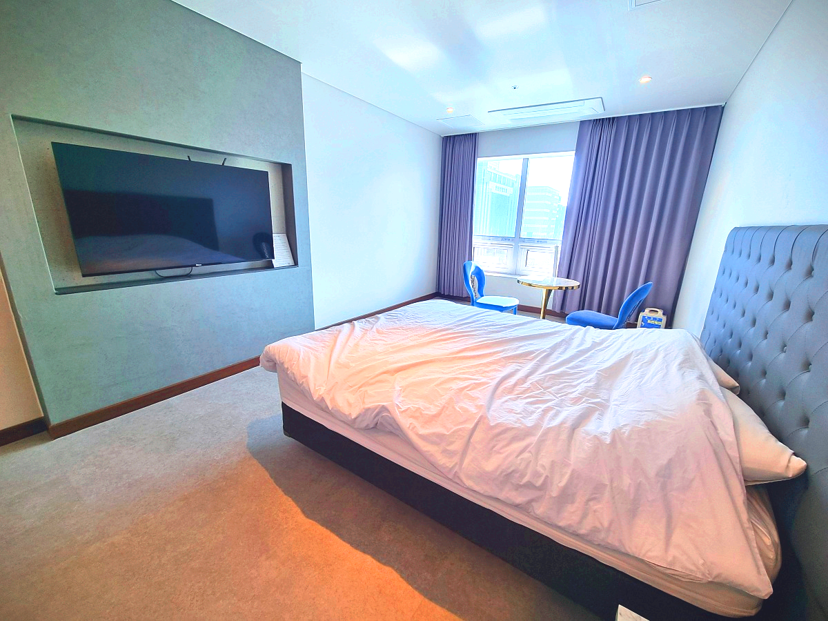 동해 천곡동 코스모스 호텔 후기 | 묵호·추암 이동 편한 5만원대 조식 포함 숙소