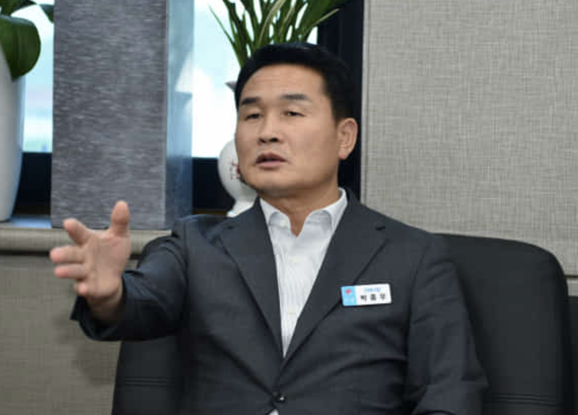 거제시장 박종우