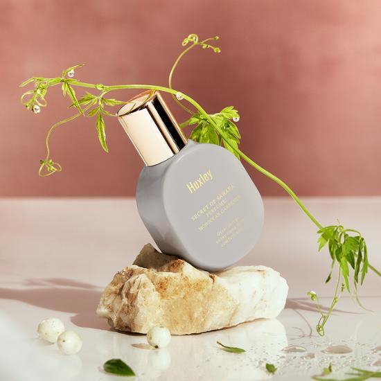 실물과 광물과 향수