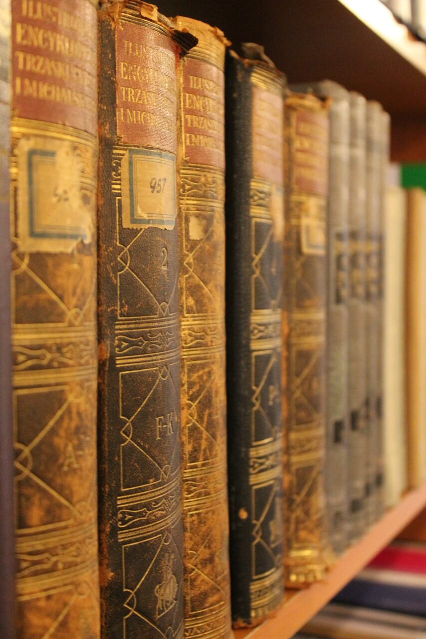 전통적 기록관리와 디지털 기록관리의 차이점