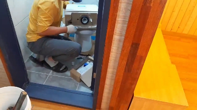 변기 정심 설치 모습