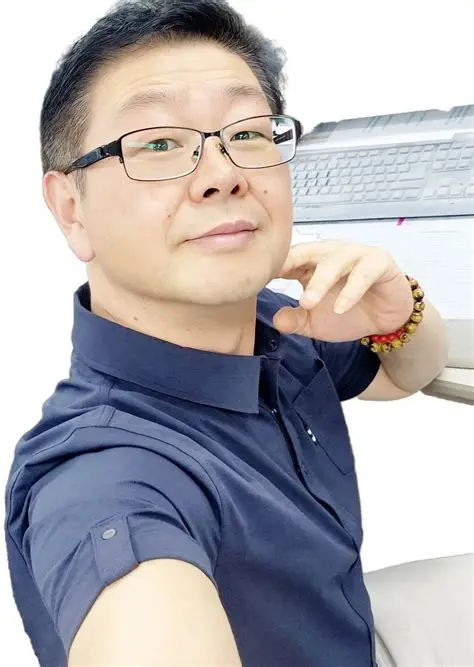 심승혁 시인