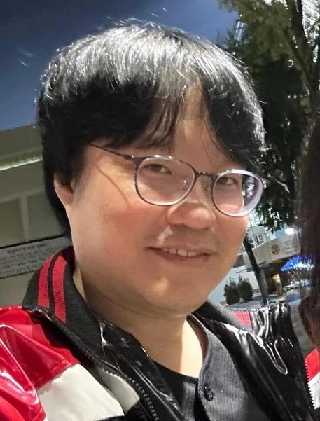 윤서인 프로필 나이 고향 학력 만화가 경력 페이스북