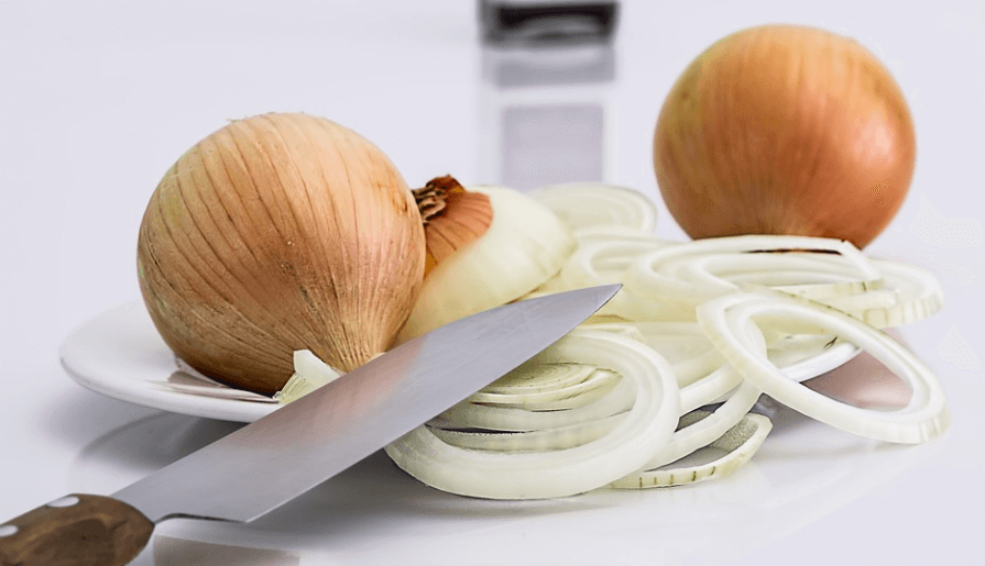 잘 다져진 양파