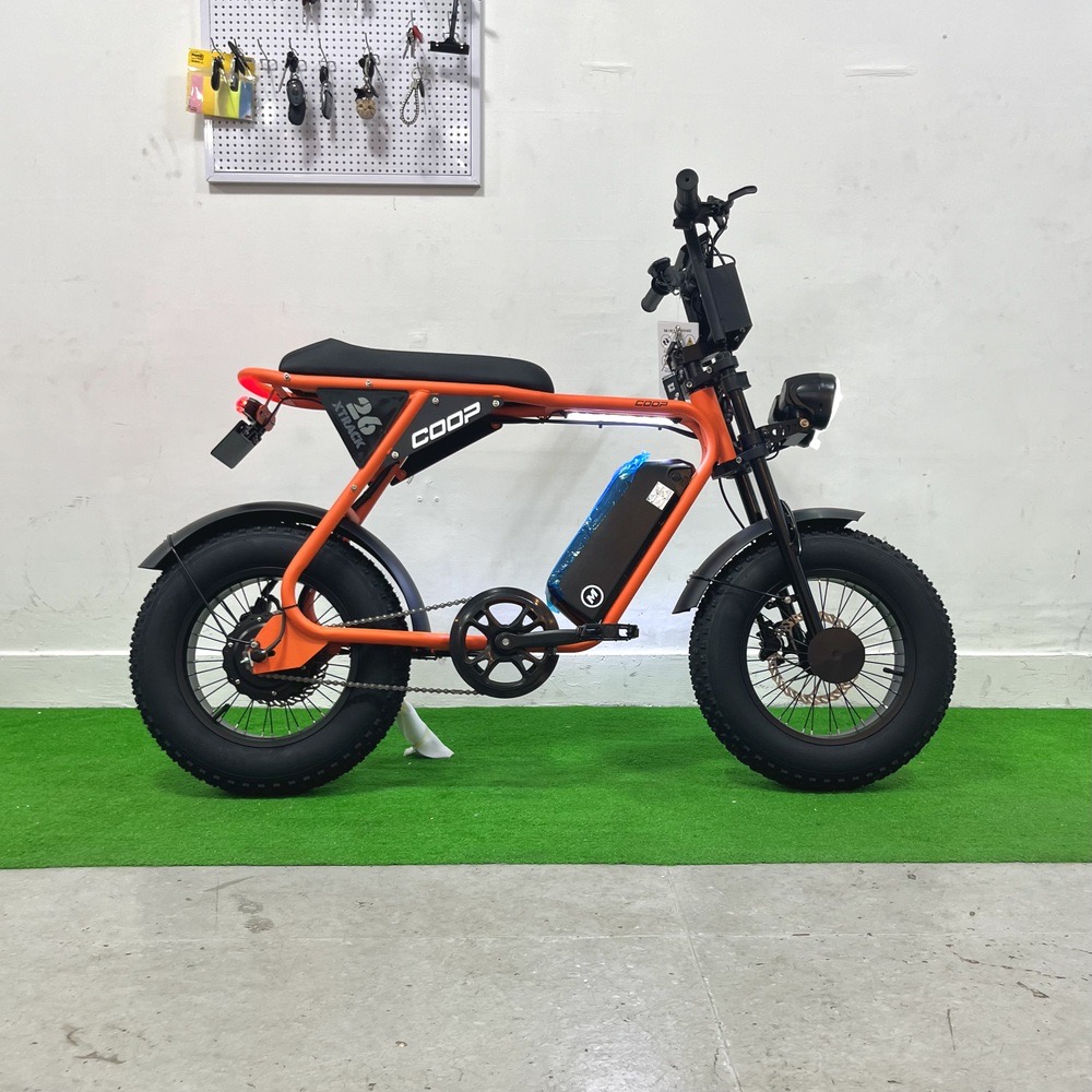 자토바이 매장 - AU테크 엑스트랙 몬스터 쿱