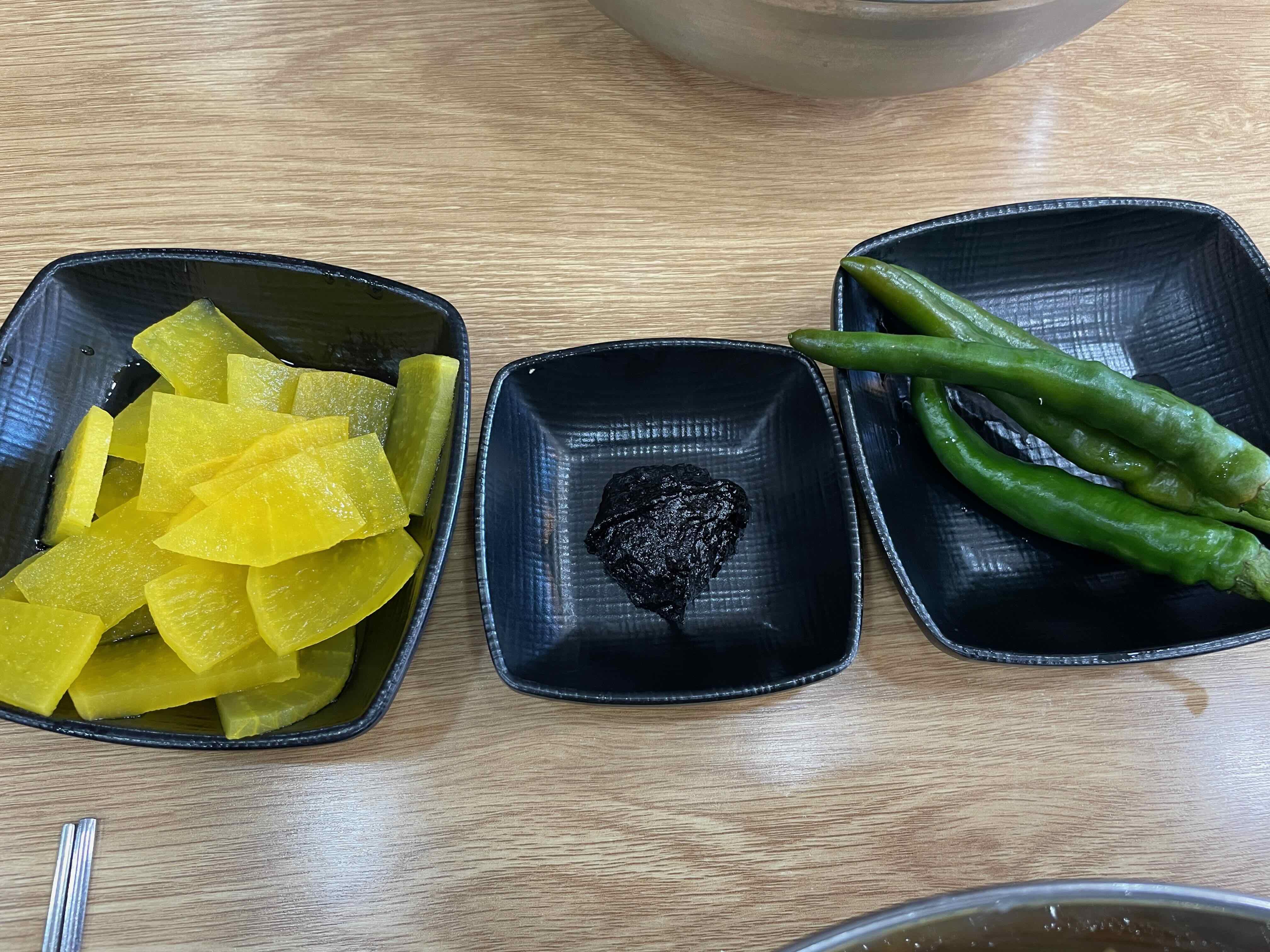 청양고추, 단무지, 춘장