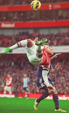 축구-시저스킥-하는-맨체스터-유나이티드-웨인루니