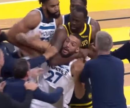 그린 5경기 정지