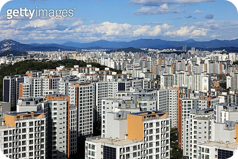 준공 후 미분양 2만8000호 왜 완공된 아파트가 팔리지 않을까 심화된 공급 불균형의 경고 [사진-케티이미지]