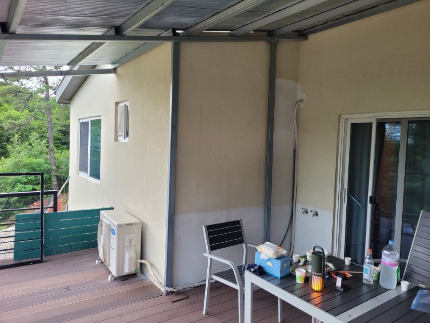 고성 써니힐펜션 테라스 공간