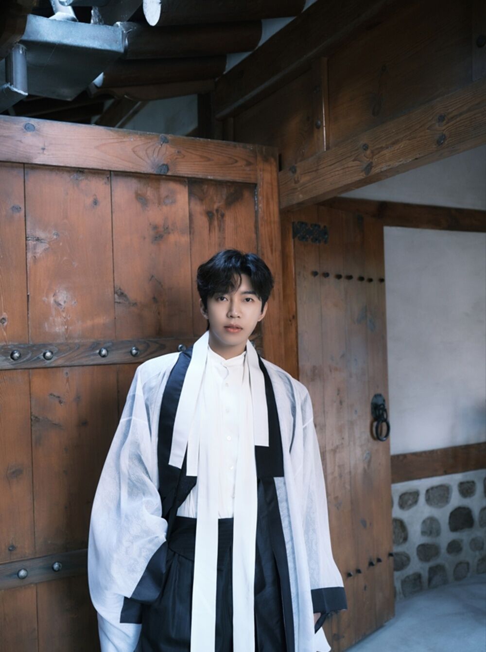 임영웅 콘서트 노래모음 팬카페 갤러리 유튜브 신곡 기부금액 프로필 히어로 영웅시대