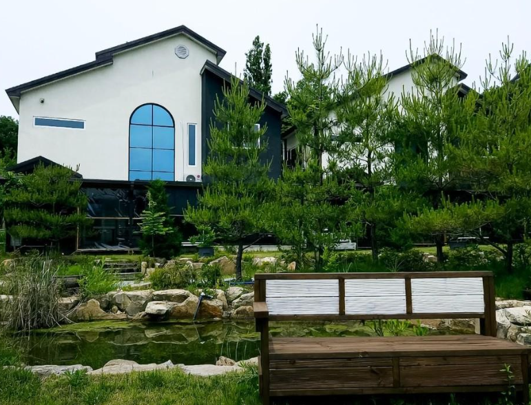  포암산 민박 정보