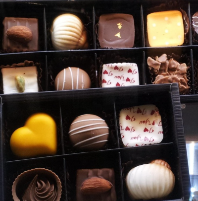 불면증에 좋이 않은 당분이 많은 음식