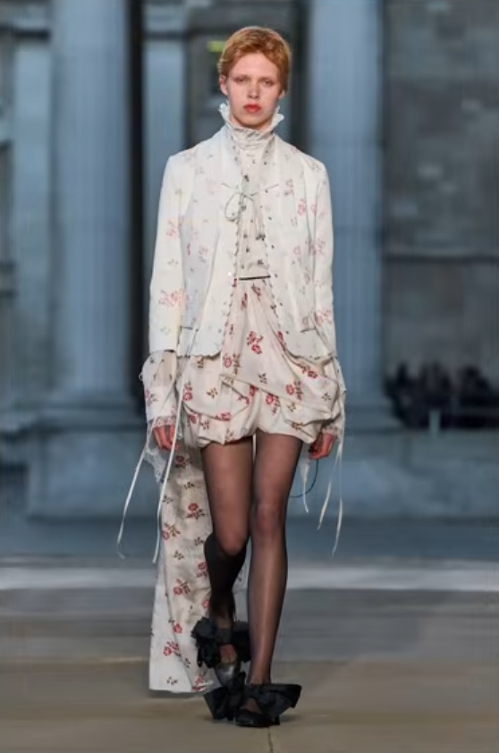 2026 패션 키워드-퍼프 스커트(버블 헴 스커트)